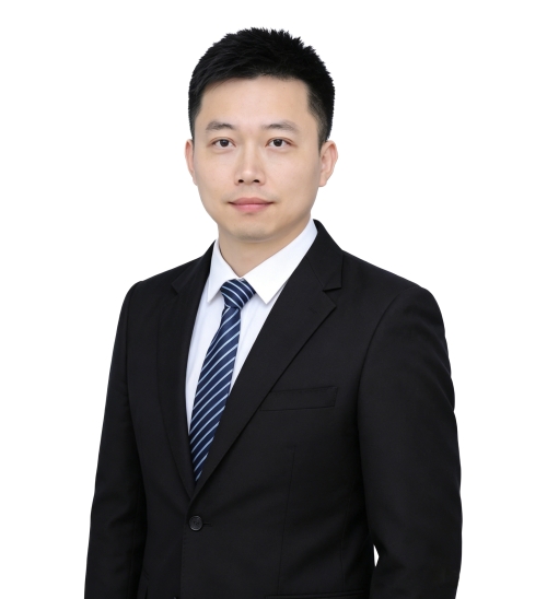 张睿（数字产业学院副院长，主持学院行政教学科研工作）